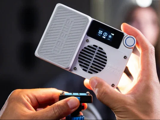 For Amaran Ace 25c Full-Color Mini Video LED Light RGBWW Pocket RGBWW with 2300K-10000K 4500mAh PD Fast Charging TikTok